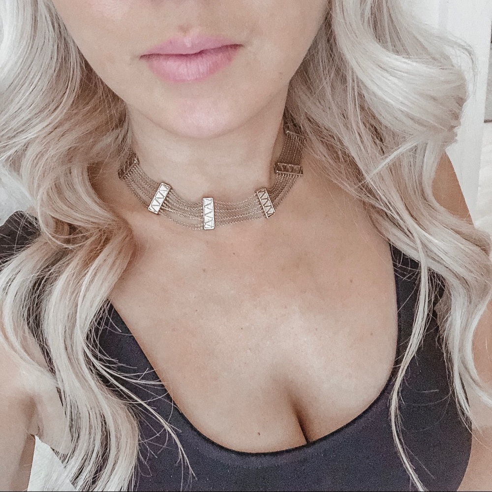 HH1960 Peak to Peak Choker